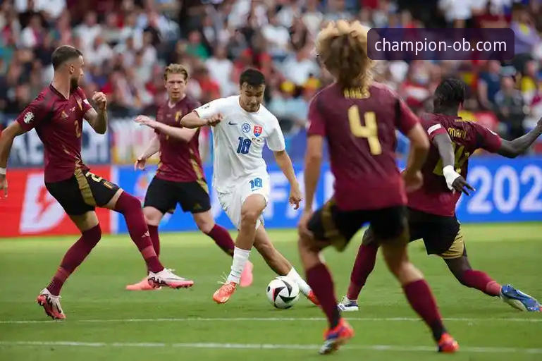 揭秘：意大利足球的“附加赛魔咒”与球迷的观赛新选择